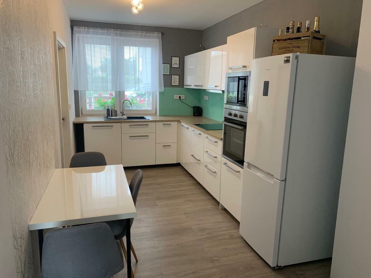 Tolarova Apartmán Pardubice Exteriér fotografie